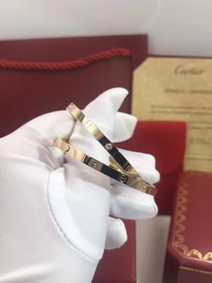 Качество Диаманты маленькой модели 6 браслета золота ЛЮБОВ 18K для женщин/людей фабрика