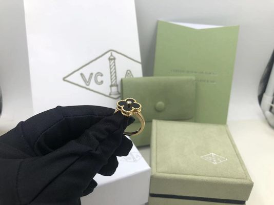 Качество Van Cleef и диамант круга оникса желтого золота кольца Альгамбра года сбора винограда Arpels фабрика