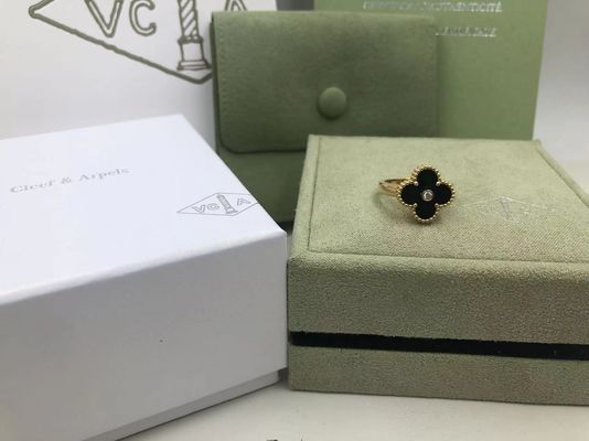 Качество Van Cleef и диамант круга оникса желтого золота кольца Альгамбра года сбора винограда Arpels фабрика