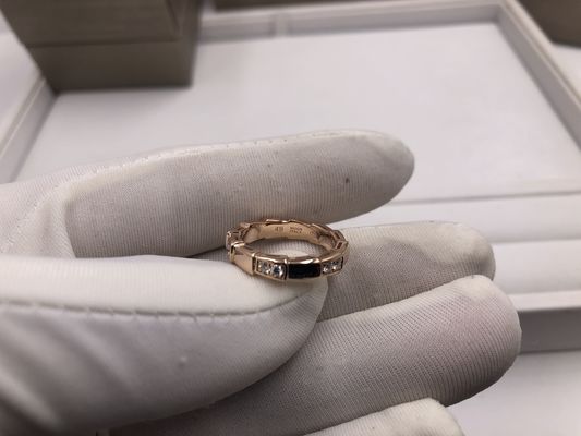 Качество Роскошное бриллиантовое колье с синим керамическим камнем и превосходной огранкой драгоценных камней в крапановой оправе с позолотой 18 карат/розовое золото фабрика