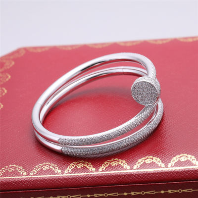 Качество Браслет ООН Clou Juste ювелирных изделий в белом золоте 18k с полностью вымощенными диамантами фабрика