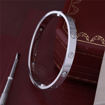 Качество Классический браслет любов диамантов Bangle 4 любов с в ювелирными изделиями Workmanship БЕЛОГО ЗОЛОТА 18 каратов точными фабрика